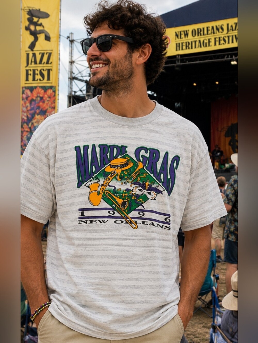 Vintage 1996 New Orleans Mardi Gras Graphic T-Shirt | XL | Gray Striped | USA